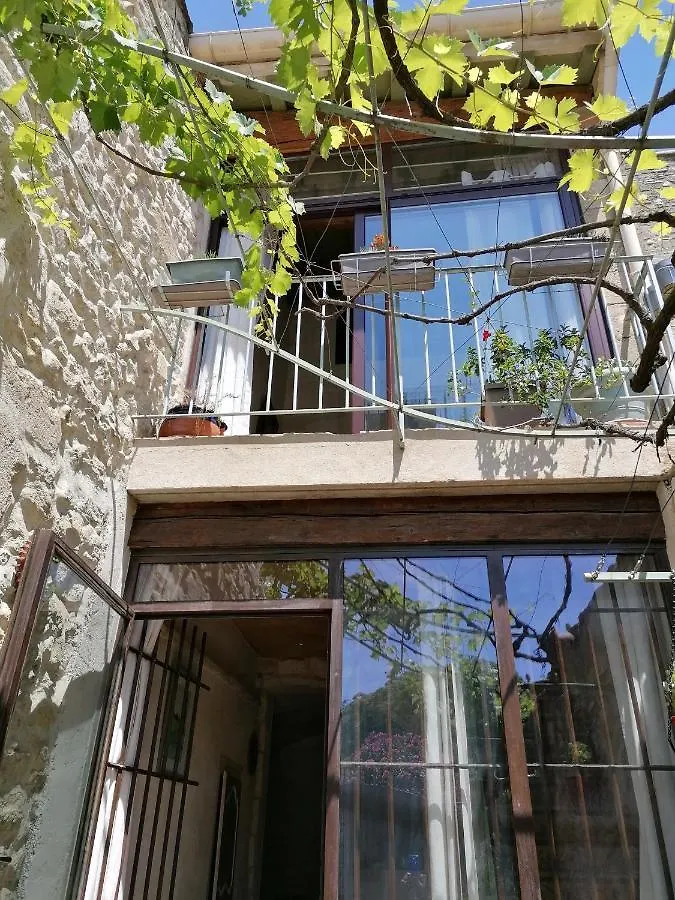 Maison De Charme Villeneuve Les Avignon ヴィルヌーヴ・レ・ザヴィニョン
