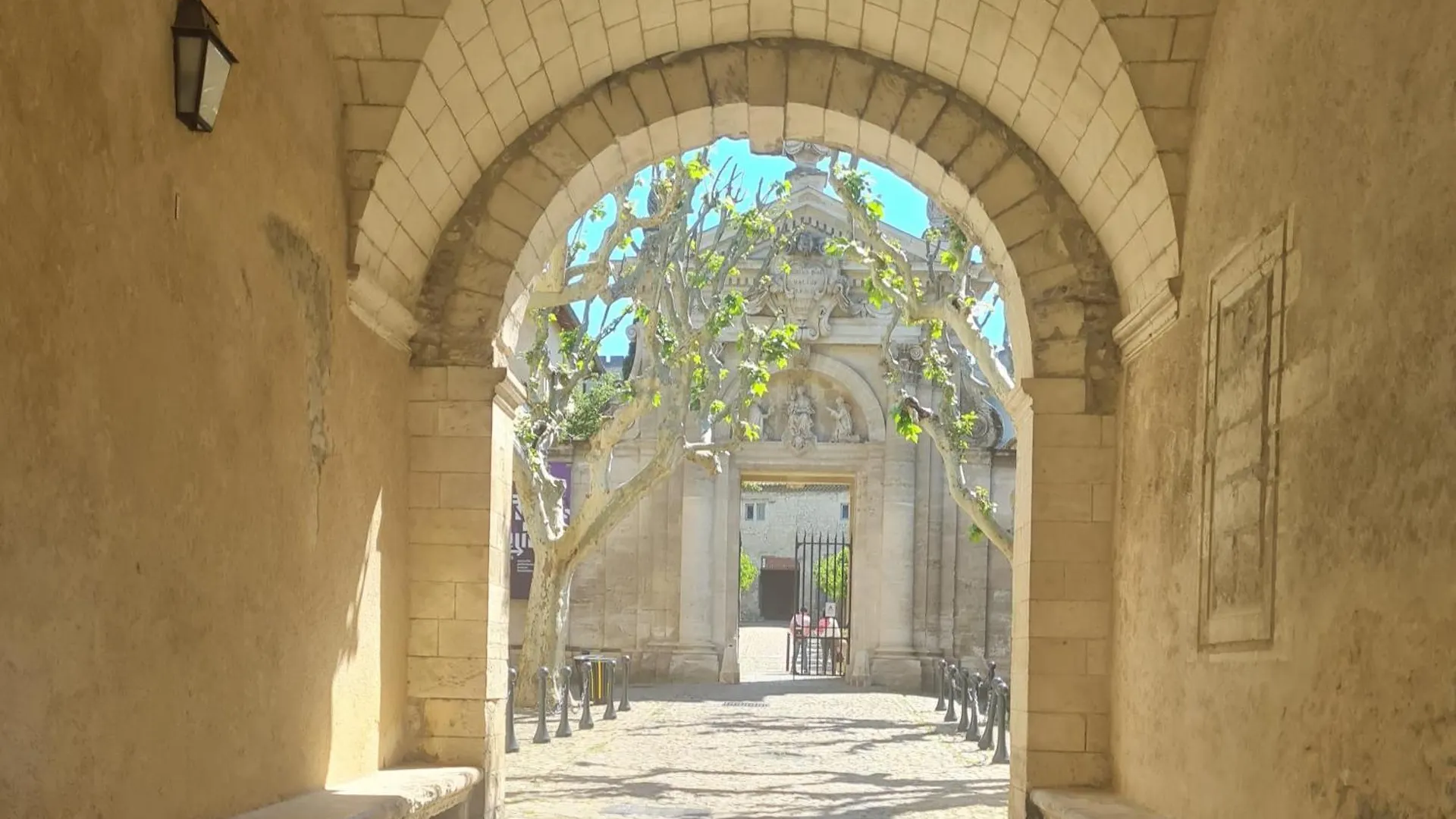 Maison De Charme Villeneuve Les Avignon